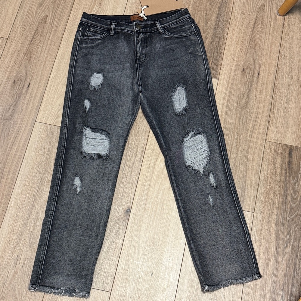 POL NWT M WASHED OUT Black Distressed NO STRETCH CROPPED Ankle Jeans